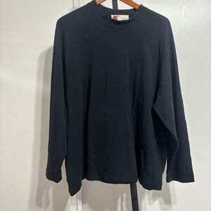 Free people beach
Shirt size medium
Black